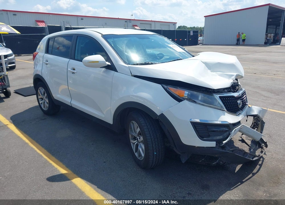 2016 KIA SPORTAGE LX VIN: KNDPB3AC3G7810176