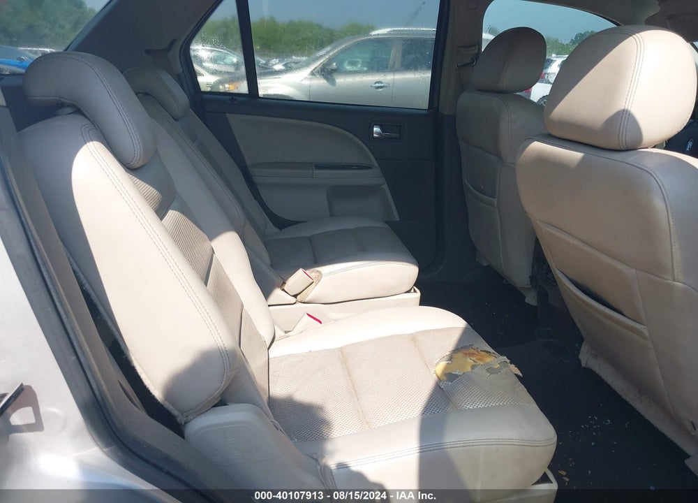 2008 FORD TAURUS X SEL VIN: 1FMDK02W08GA41305