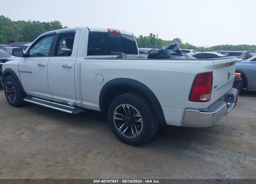 2011 RAM 1500 SLT VIN: 1D7RV1GP5BS580716