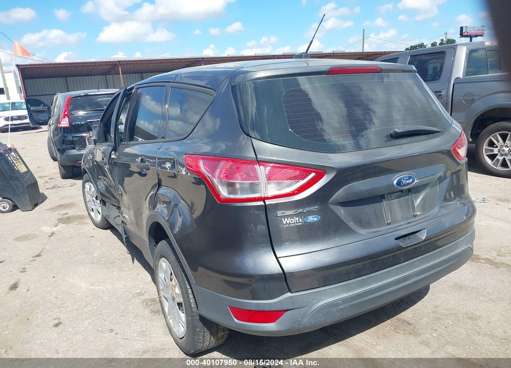 2016 FORD ESCAPE S VIN: 1FMCU0F79GUA04231