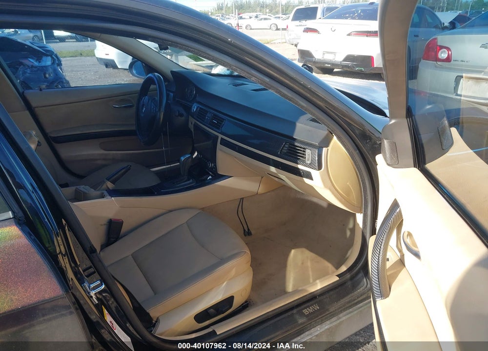 2008 BMW 328I VIN: WBAVA37588NL55385