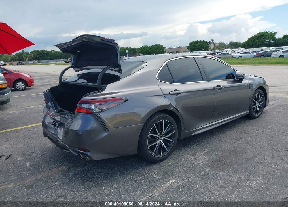 2021 TOYOTA CAMRY SE VIN: 4T1G11AK8MU484673