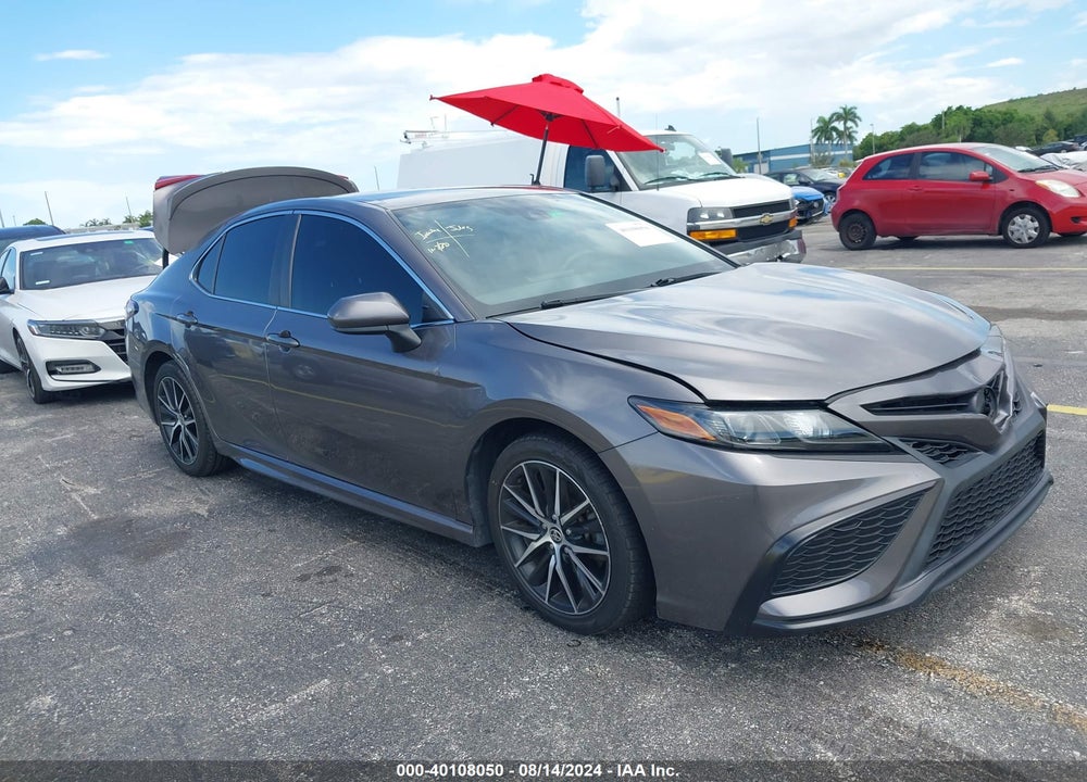 2021 TOYOTA CAMRY SE VIN: 4T1G11AK8MU484673