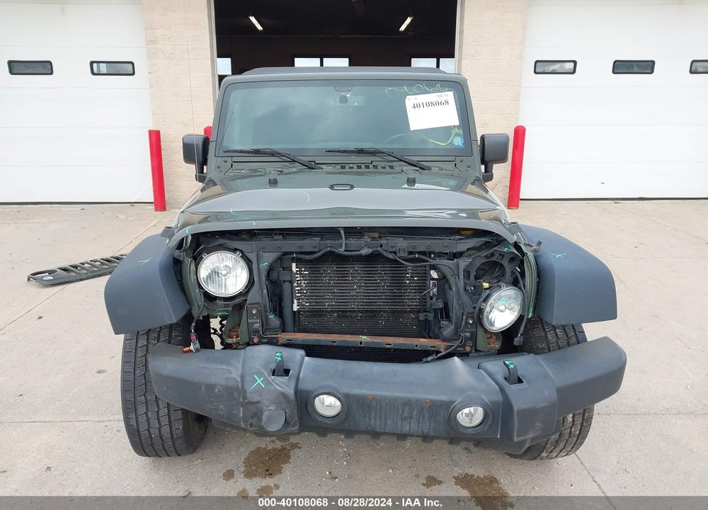 2015 JEEP WRANGLER UNLIMITED SPORT VIN: 1C4BJWDG9FL602600