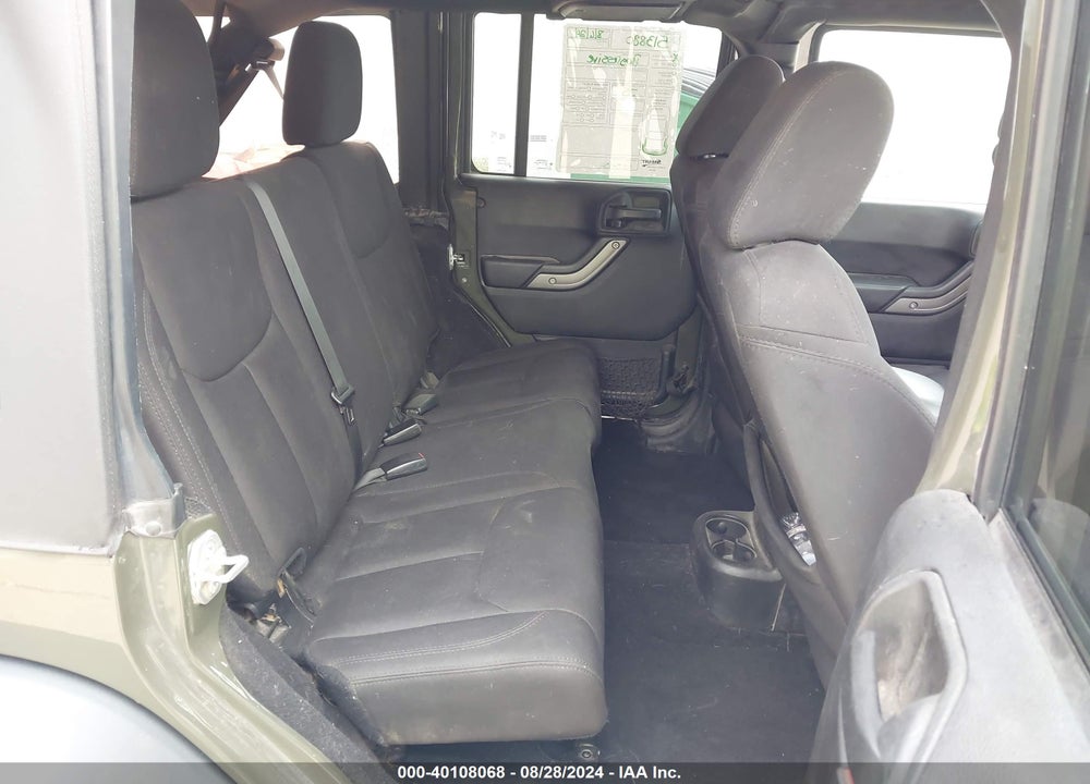 2015 JEEP WRANGLER UNLIMITED SPORT VIN: 1C4BJWDG9FL602600