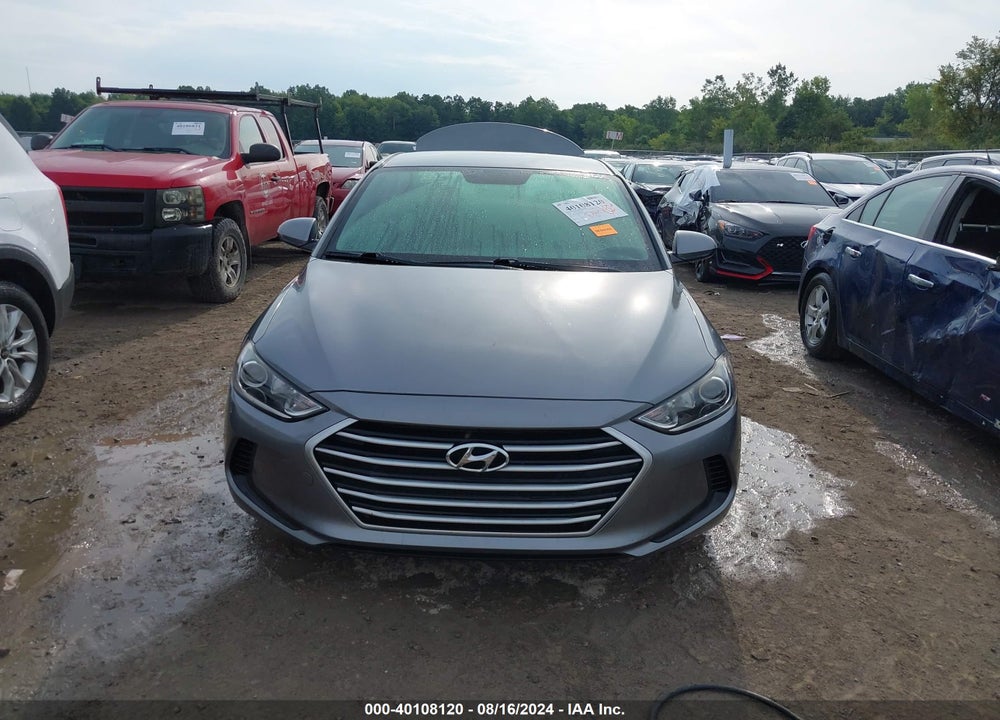 2018 HYUNDAI ELANTRA SE VIN: KMHD74LF6JU452836