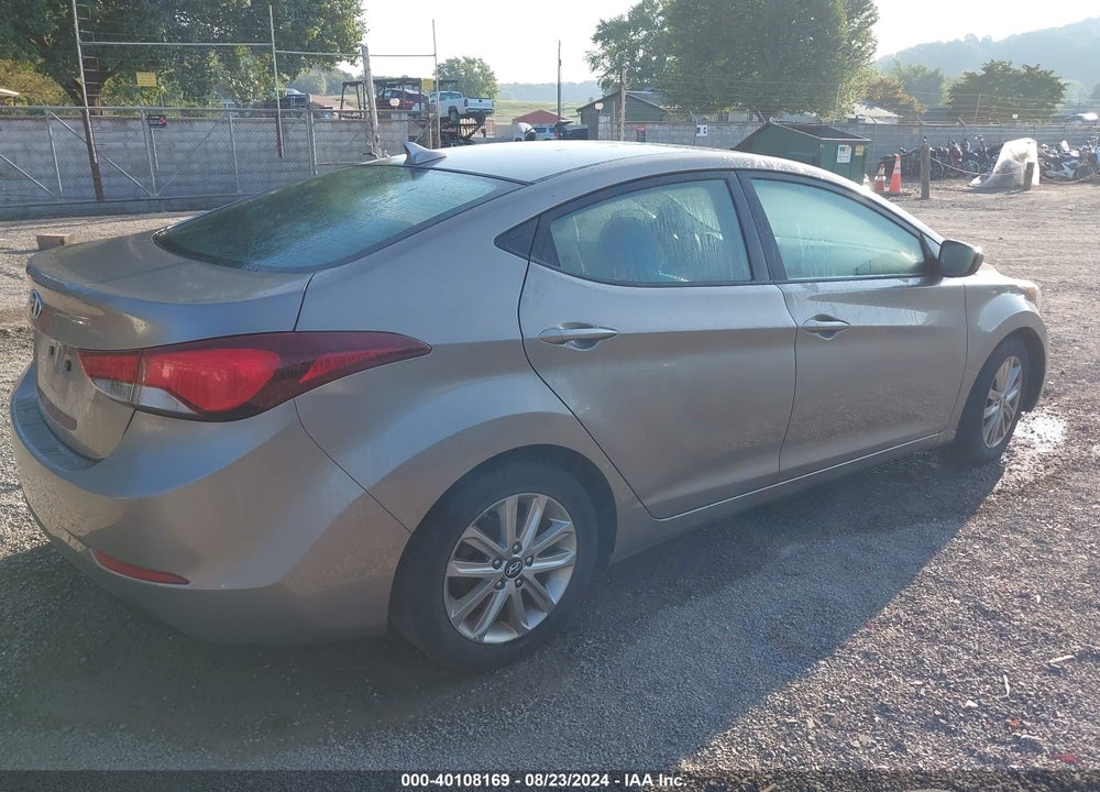 2016 HYUNDAI ELANTRA SE VIN: 5NPDH4AE0GH652996
