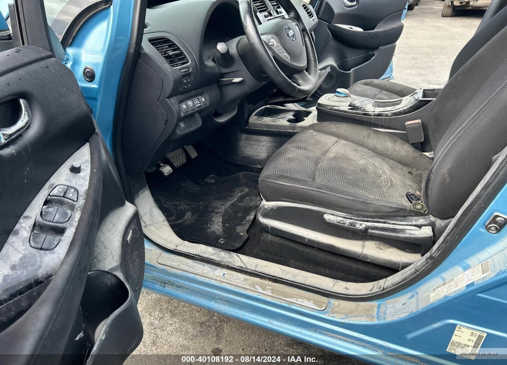 2015 NISSAN LEAF SV VIN: 1N4AZ0CP2FC326074
