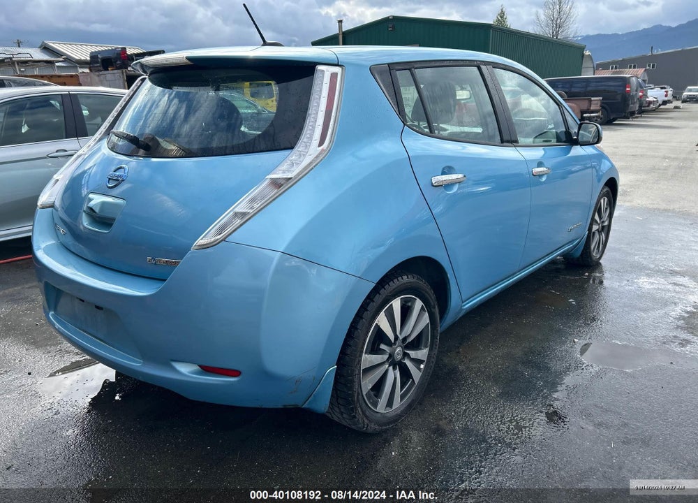2015 NISSAN LEAF SV VIN: 1N4AZ0CP2FC326074