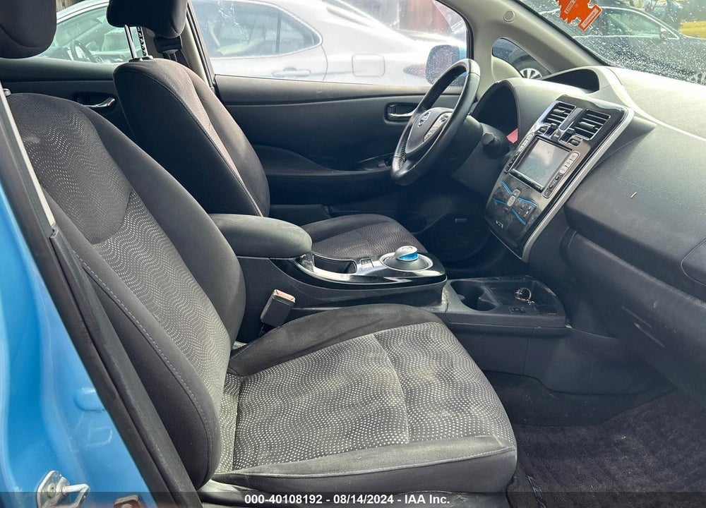2015 NISSAN LEAF SV VIN: 1N4AZ0CP2FC326074
