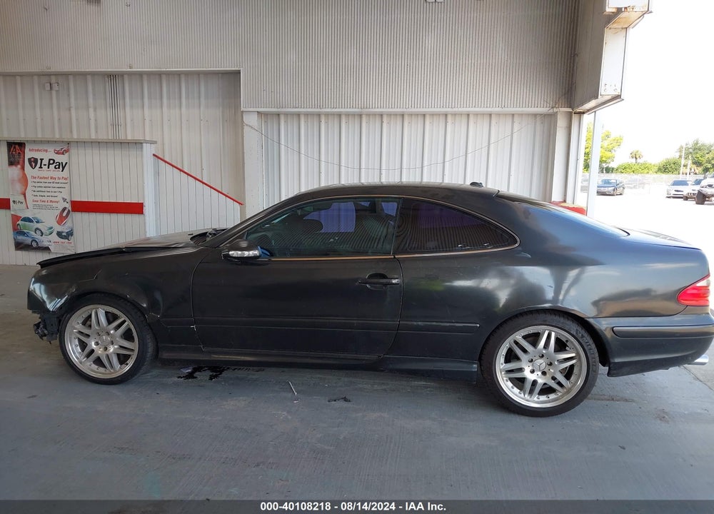 2002 MERCEDES-BENZ CLK 55 AMG VIN: WDBLJ74G02T109651