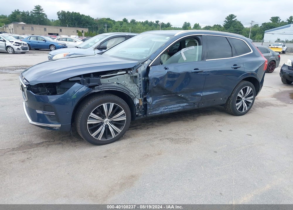 2023 VOLVO XC60 B5 PLUS BRIGHT THEME VIN: YV4L12RN0P1198245