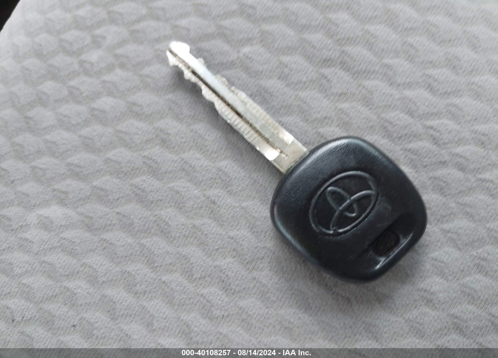 2010 TOYOTA CAMRY VIN: 4T1BF3EK6AU093261