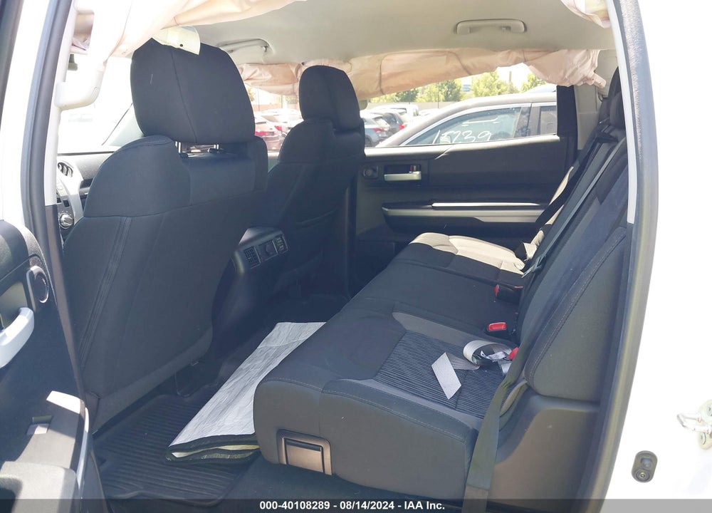 2017 TOYOTA TUNDRA SR5 5.7L V8 VIN: 5TFEY5F1XHX216811