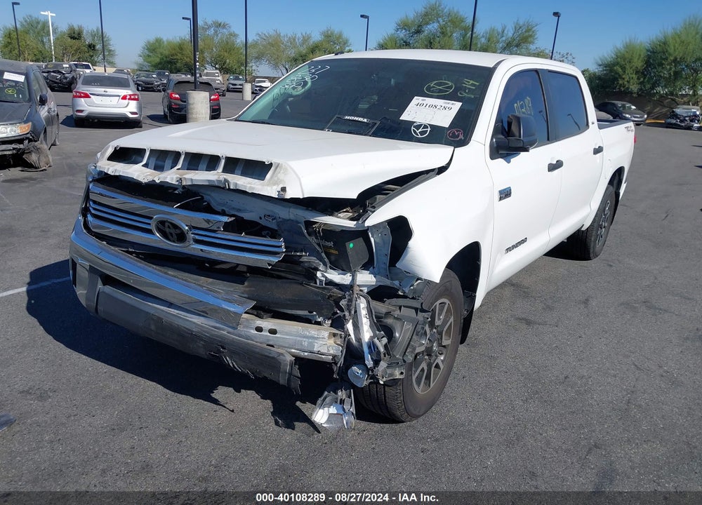 2017 TOYOTA TUNDRA SR5 5.7L V8 VIN: 5TFEY5F1XHX216811