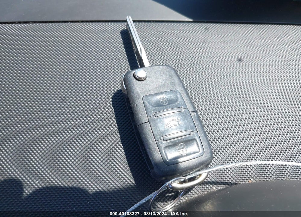2009 VOLKSWAGEN NEW BEETLE 2.5L VIN: 3VWRG31C69M501978