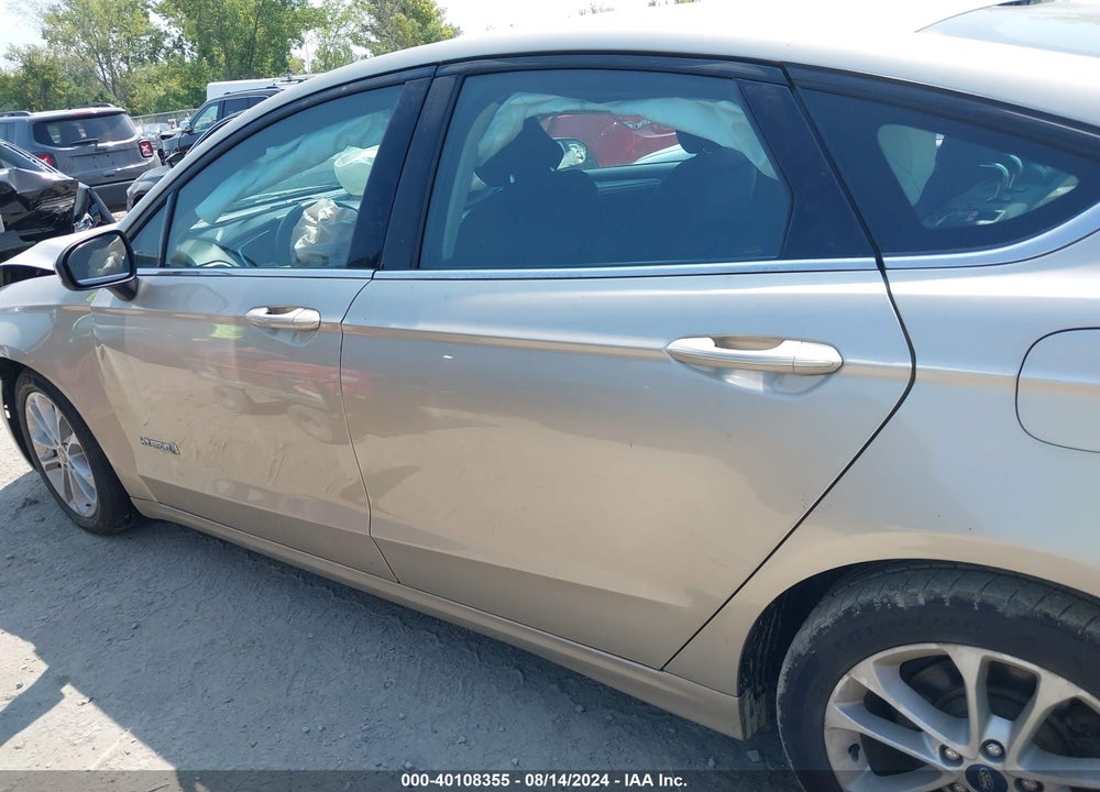2019 FORD FUSION HYBRID SE VIN: 3FA6P0LU1KR214816