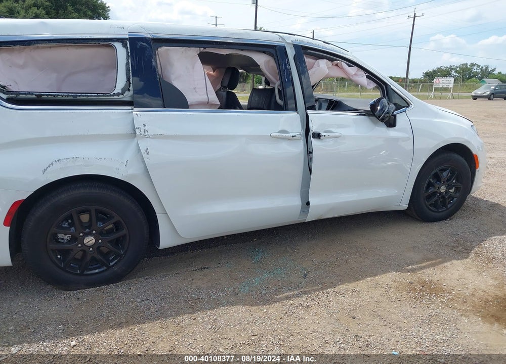 2024 CHRYSLER PACIFICA TOURING L VIN: 2C4RC1BG0RR108538