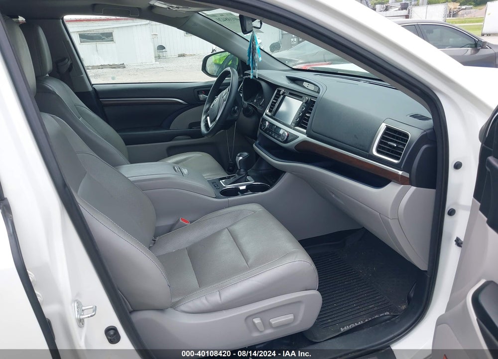 2016 TOYOTA HIGHLANDER LIMITED V6 VIN: 5TDDKRFH1GS308847