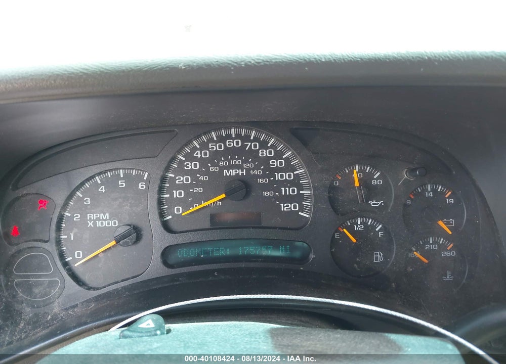 2005 CHEVROLET TAHOE LS VIN: 1GNEK13T05J194176