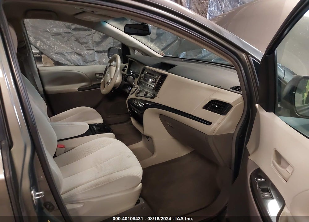 2011 TOYOTA SIENNA LE V6 VIN: 5TDKK3DC2BS151785