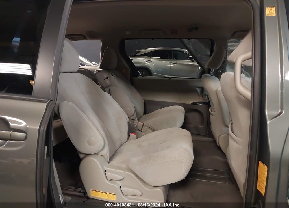 2011 TOYOTA SIENNA LE V6 VIN: 5TDKK3DC2BS151785