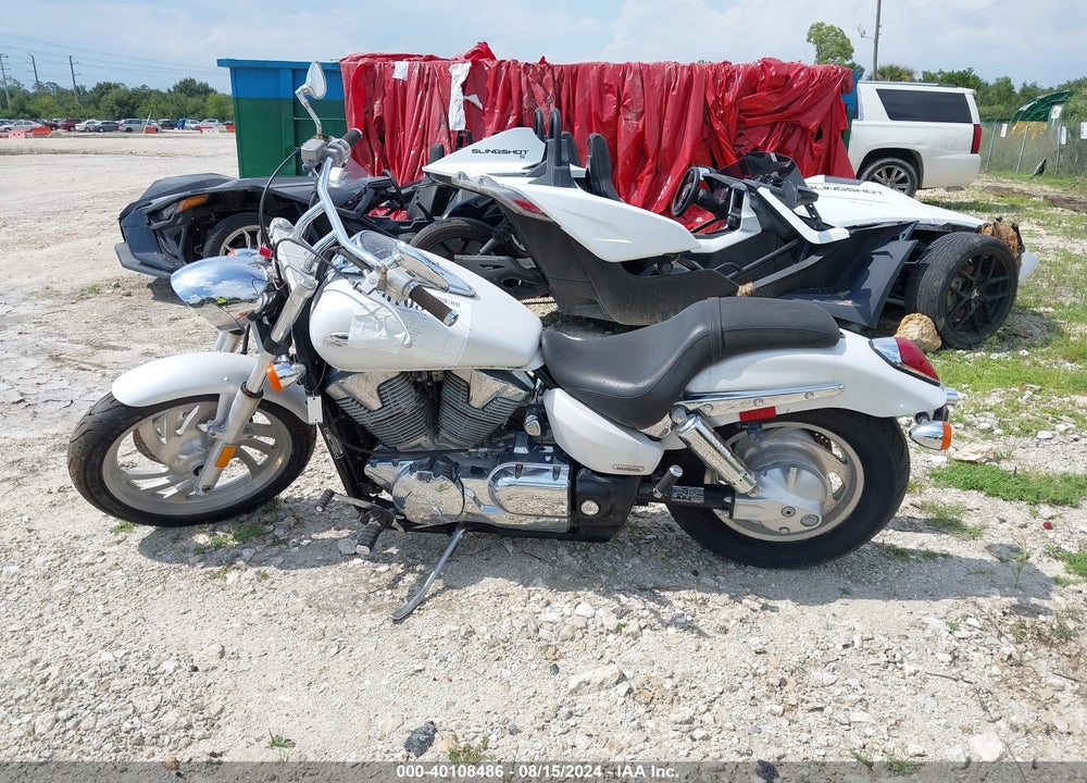 2007 HONDA VTX1300 C VIN: 1HFSC55037A306559