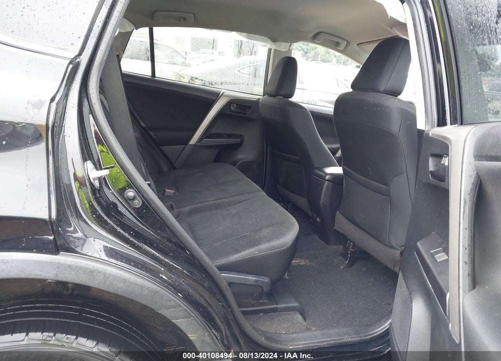 2018 TOYOTA RAV4 LE VIN: 2T3BFREV1JW857764