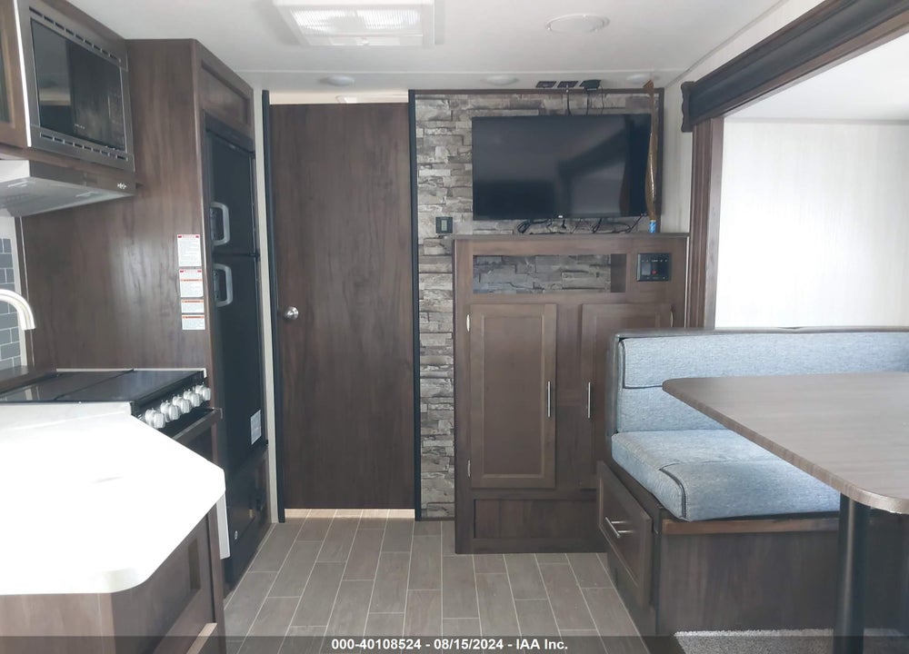 2020 FOREST RIVER 27RR VIN: 4X4TCKC26LK060588