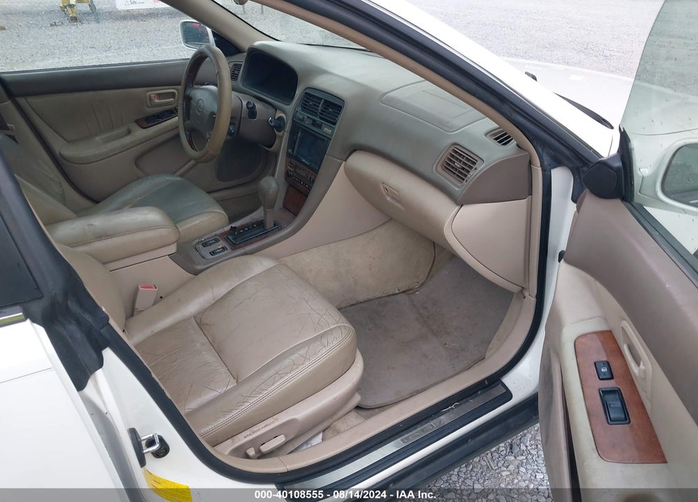 2001 LEXUS ES 300 VIN: JT8BF28G515110386