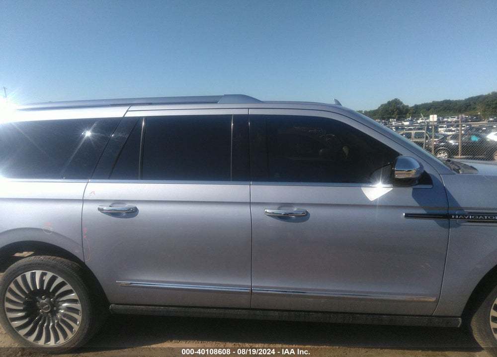 2018 LINCOLN NAVIGATOR L BLACK LABEL VIN: 5LMJJ3TT2JEL02492