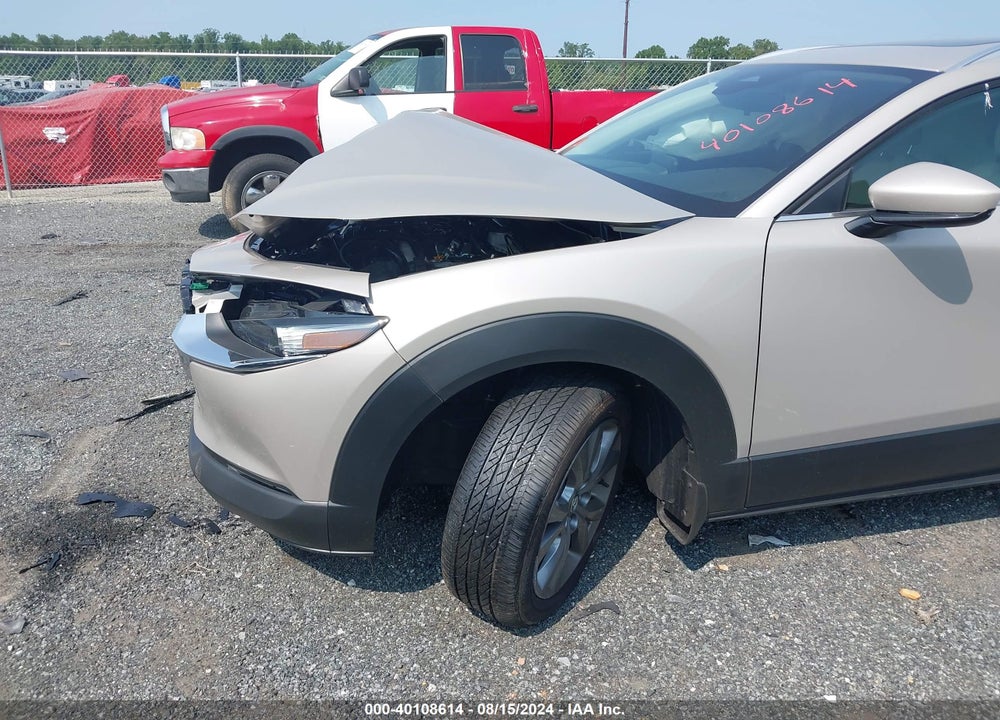 2024 MAZDA CX-30 2.5 S PREFERRED PACKAGE VIN: 3MVDMBCMXRM642105