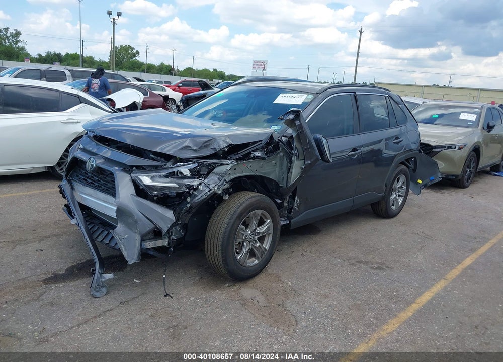 2024 TOYOTA RAV4 XLE VIN: 2T3W1RFV7RC274594