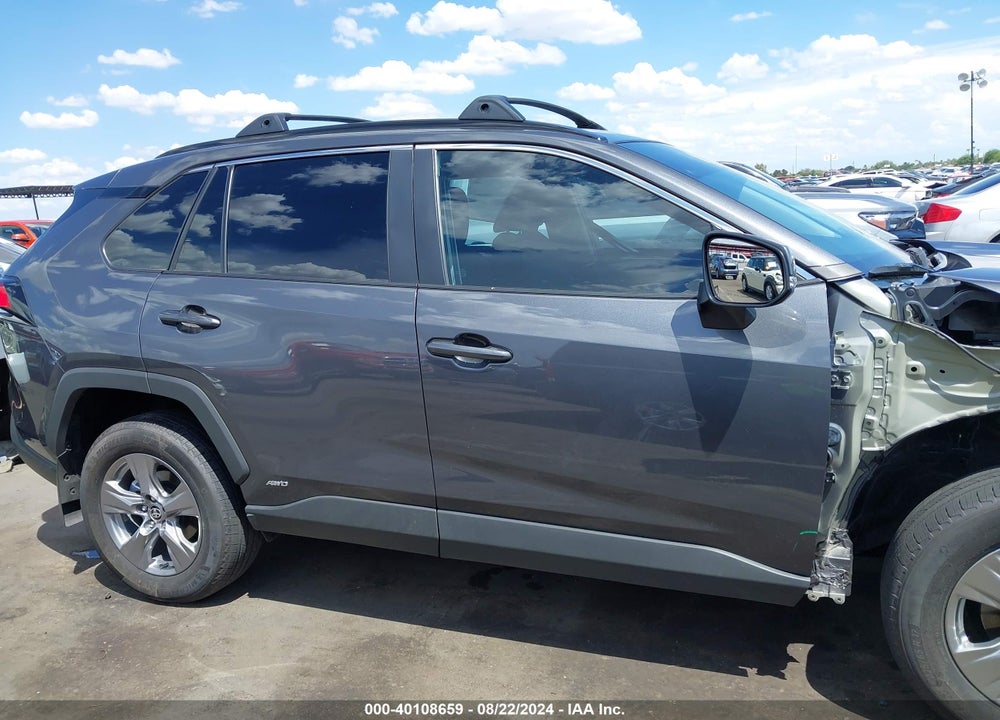 2024 TOYOTA RAV4 HYBRID XLE VIN: 2T3RWRFV2RW213358