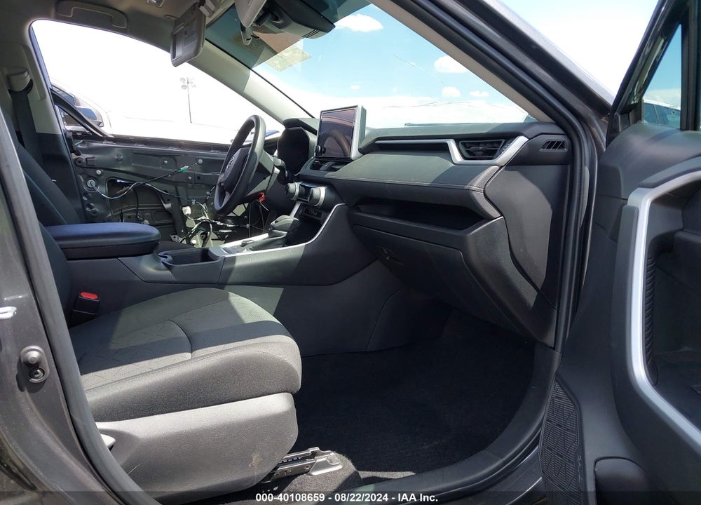 2024 TOYOTA RAV4 HYBRID XLE VIN: 2T3RWRFV2RW213358