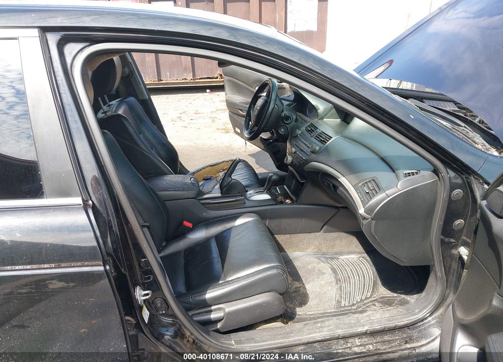 2011 HONDA ACCORD 2.4 SE VIN: 1HGCP2F6XBA108169