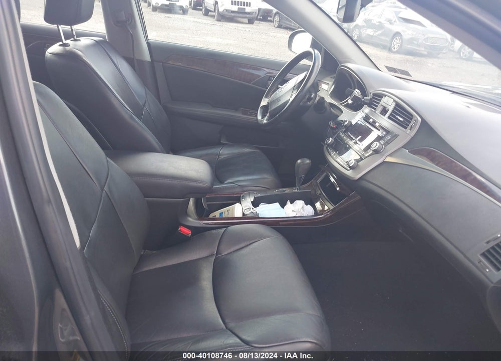 2011 TOYOTA AVALON VIN: 4T1BK3DB1BU385334