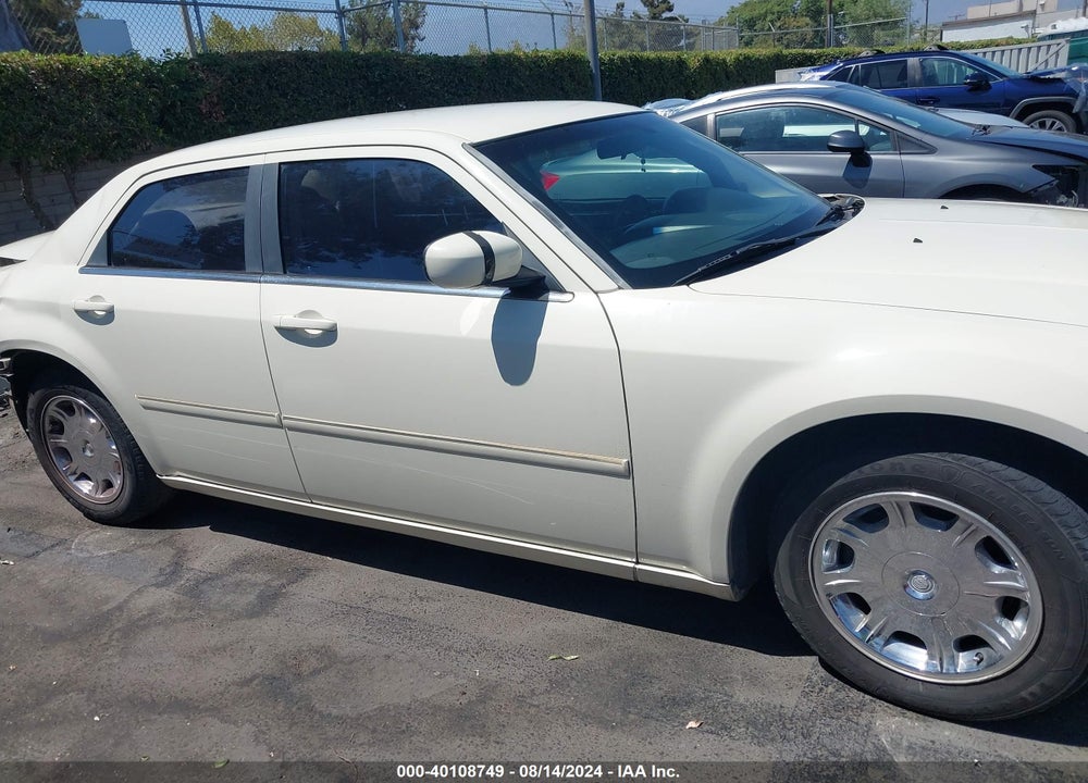 2006 CHRYSLER 300 VIN: 2C3KA53G96H206731