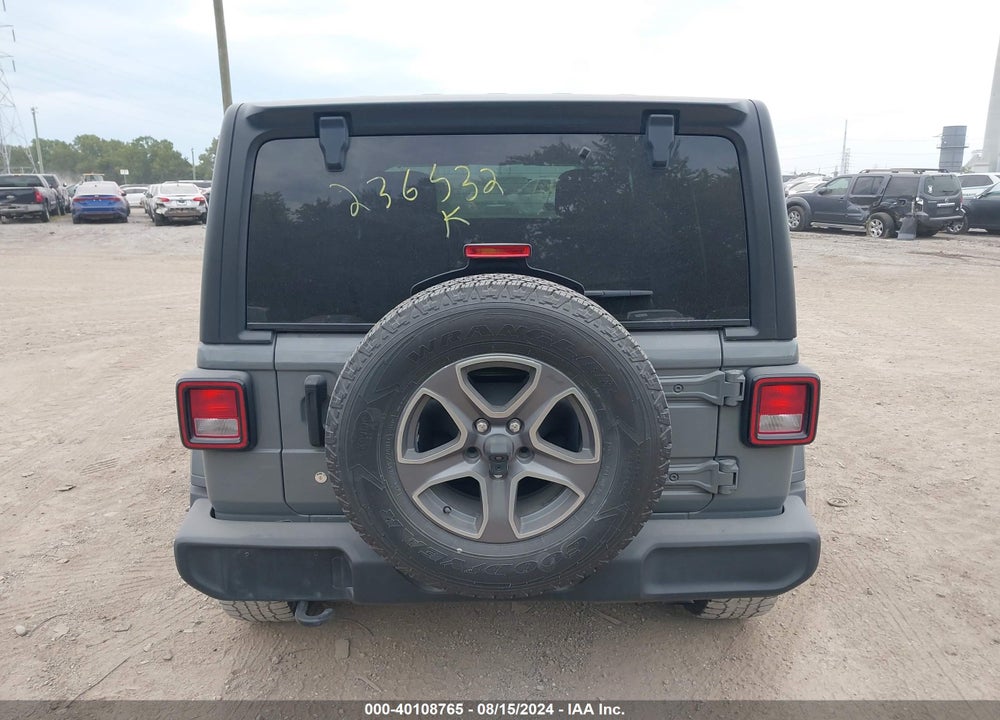 2018 JEEP WRANGLER UNLIMITED SPORT S 4X4 VIN: 1C4HJXDG7JW236532