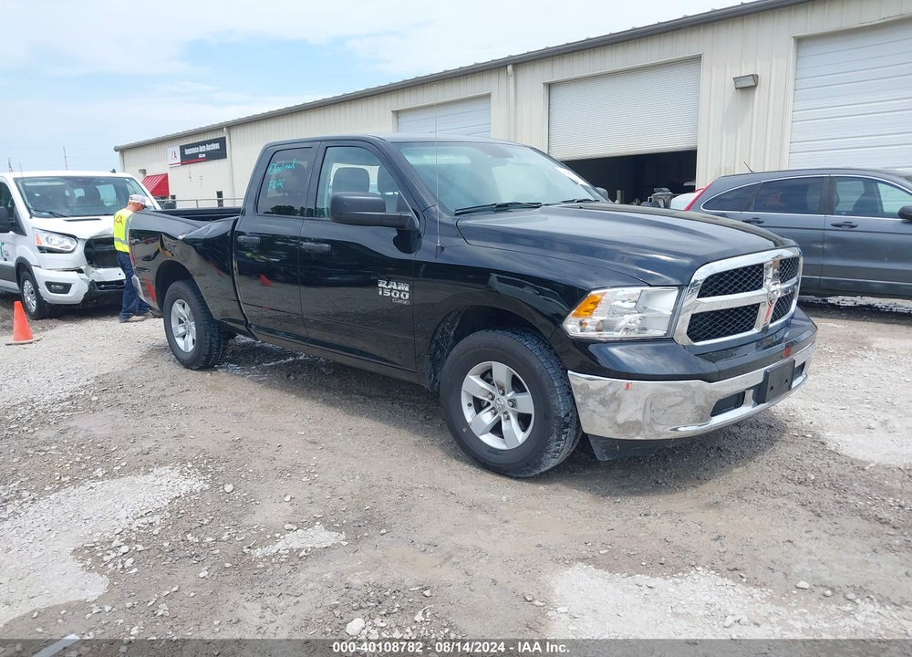 2024 RAM 1500 CLASSIC SLT QUAD CAB 4X2 6'4 BOX VIN: 1C6RR6GGXRS142268