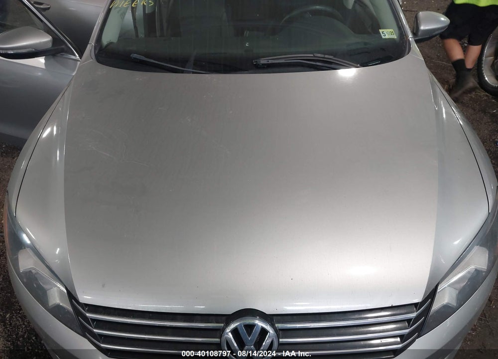 2012 VOLKSWAGEN PASSAT 2.5L SE VIN: 1VWBP7A33CC097149