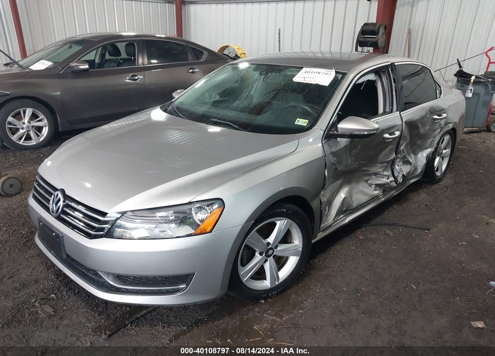 2012 VOLKSWAGEN PASSAT 2.5L SE VIN: 1VWBP7A33CC097149