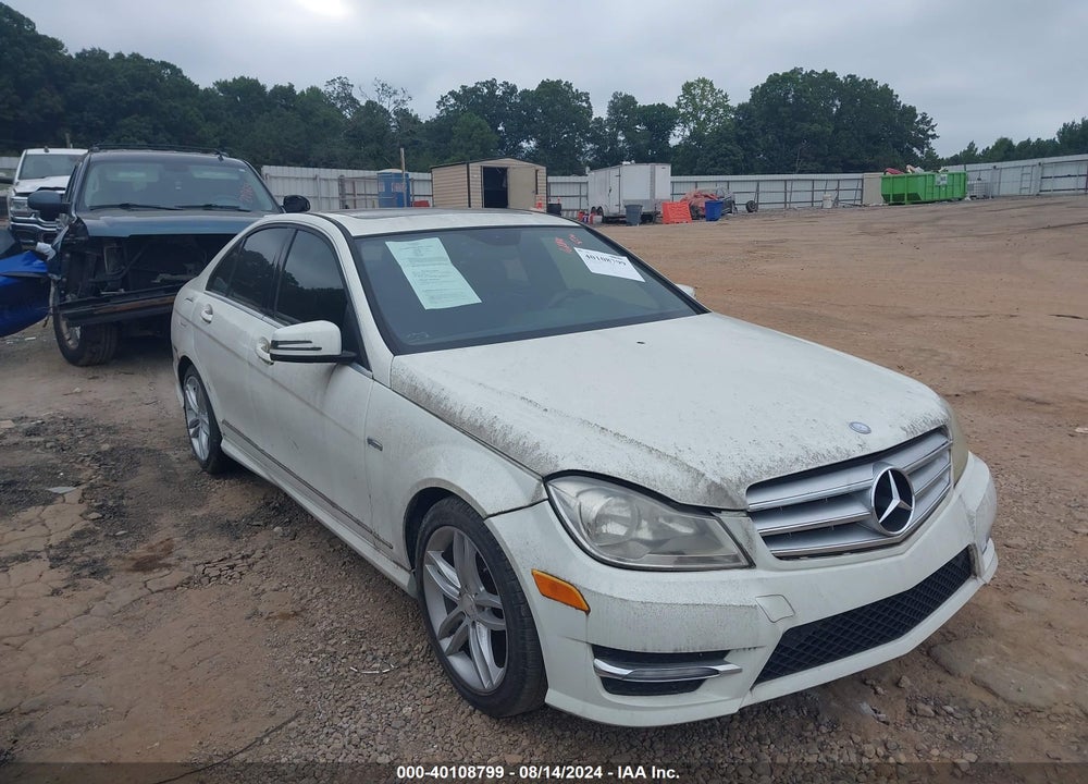 2012 MERCEDES-BENZ C 250 LUXURY/SPORT VIN: WDDGF4HB8CA633666