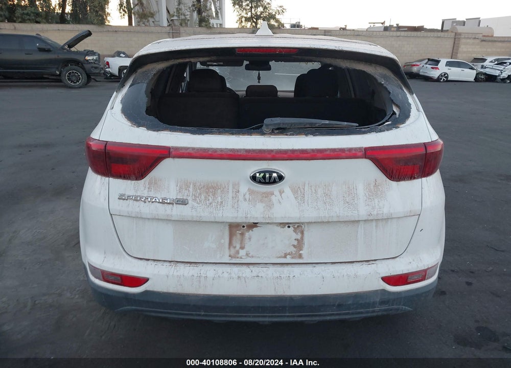 2018 KIA SPORTAGE LX VIN: KNDPM3AC3J7448710