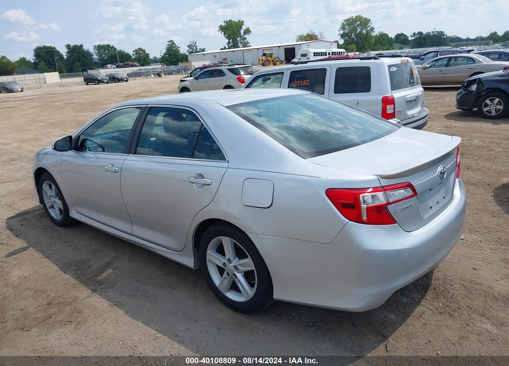 2013 TOYOTA CAMRY SE VIN: 4T1BF1FK5DU239169