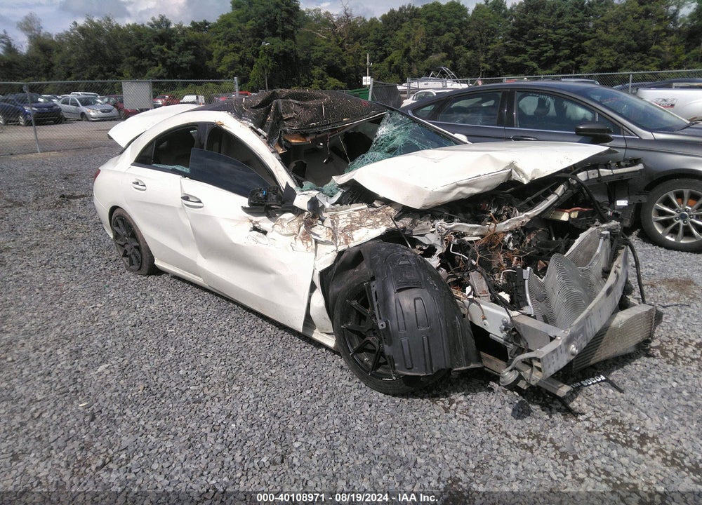 2016 MERCEDES-BENZ CLA 250 VIN: WDDSJ4EB4GN320884