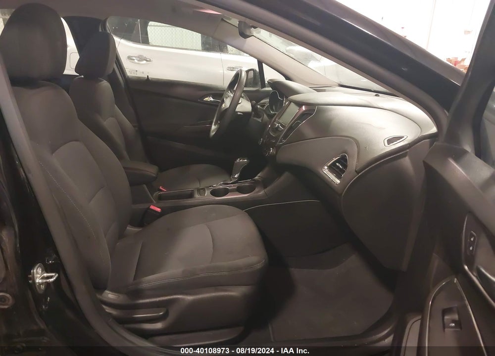 2017 CHEVROLET CRUZE LT AUTO VIN: 3G1BE6SM5HS597866