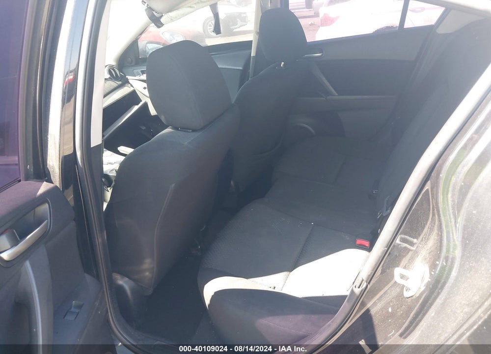 2010 MAZDA 3 I TOURING VIN: JM1BL1SF8A1130403