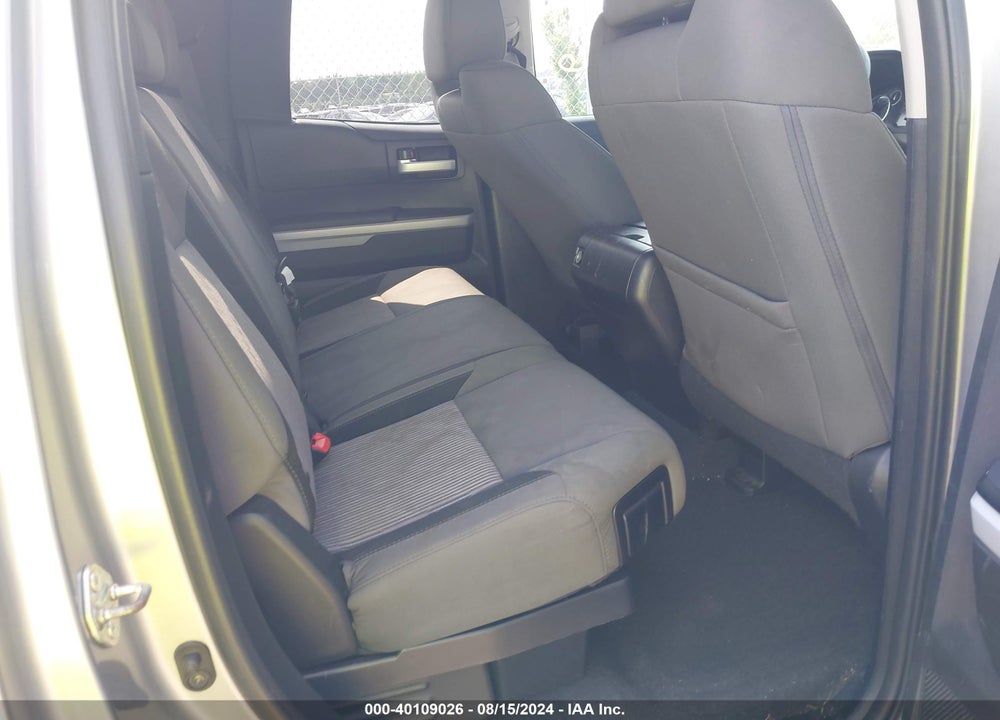 2015 TOYOTA TUNDRA SR5 5.7L V8 VIN: 5TFUY5F1XFX483178