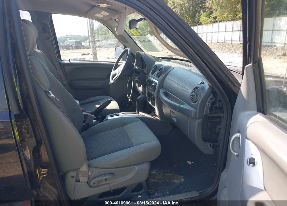 2007 JEEP LIBERTY VIN: 1J4GK58KX7W576546